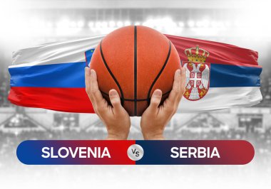 Slovenya Sırbistan milli basketbol takımlarına karşı basketbol topu yarışma kupası konsepti imajı