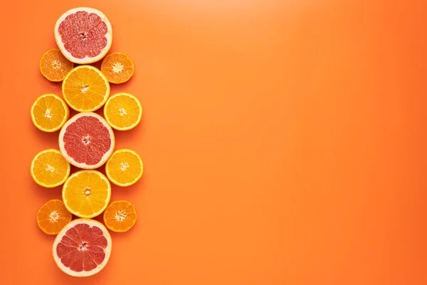 Concept Voor Vers Fruitig Sappig Fruit Bovenaanzicht Verse Gesneden Gehalveerde — Stockfoto