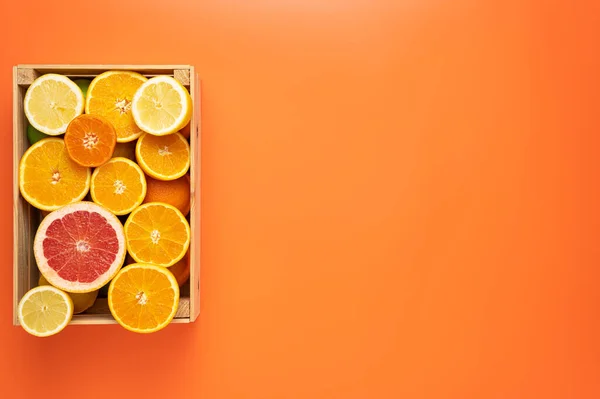 Concept Voor Vers Fruitig Sappig Fruit Bovenaanzicht Een Kleine Houten — Stockfoto