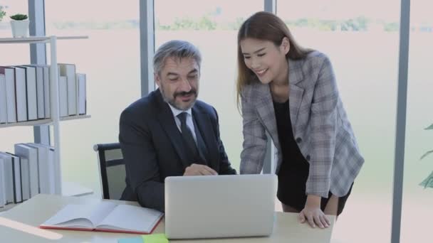 Üzleti Koncepció Felbontás Egy Csapat Üzletember Dolgozik Együtt Irodában — Stock videók