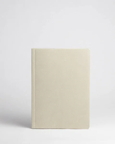 Ein Oliventagebuch Stehen Auf Tisch Auf Weißem Hintergrund Frontside Hochwertiges — Stockfoto
