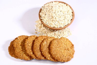 Çoklu taneli kurabiyeler, ev yapımı kurabiyeler.