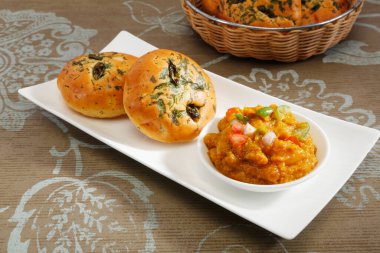 Pav Bhaji veya Mumbai Style Bhaji Pav, Sokak Yemeği - Hint Baharatı