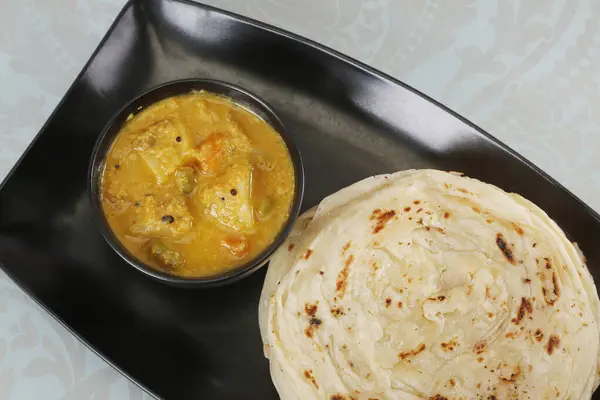 Aloo Curry ya da Patates Paratha 'lı Masala Patates Köri, Hint Yemeği