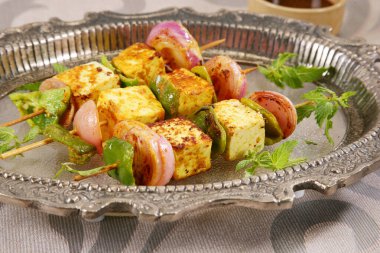 Paneer Tikka veya Paneer Soola Chutney - Hint Yemeği