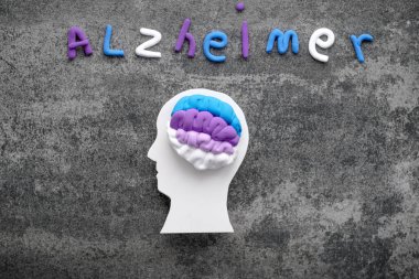 Akıl sağlığı sorunları, Alzheimer hastalıkları, davranış değişiklikleri, beyin dönüşümü. Üst Manzara. - Evet. Yüksek kalite fotoğraf