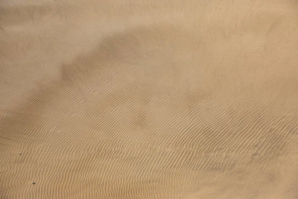 Feiner Sand Strand Der Sommersonne Sandstruktur Sandstrand Als Hintergrund Ansicht — Stockfoto