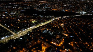 Aydınlatılmış Şehir Gökyüzünden Geceleyin