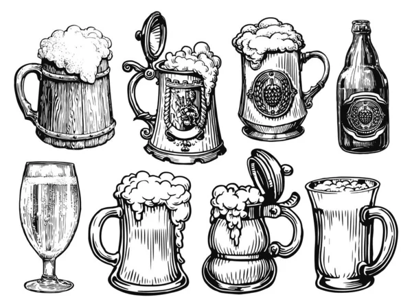 啤酒设置为餐厅或酒吧菜单设计 手绘素描矢量插画的老式雕刻风格 — 图库矢量图片