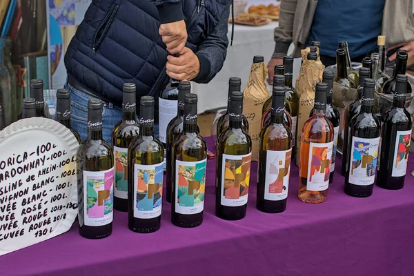 stock image Chisinau, Moldova - October 2, 2022: National Wine Day celebration in the capital. Stand of the Moldovan winery. Mass celebrations. Great National Assembly Square.