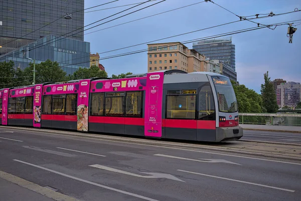 Відень Австрія Червня 2023 Червоний Трамвай Центрі Відня Мальовнича Трамвайна — стокове фото