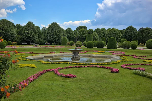 Wien Österreich Juni 2023 Formaner Garten Von Schloss Schönbrunn Mit — Stockfoto