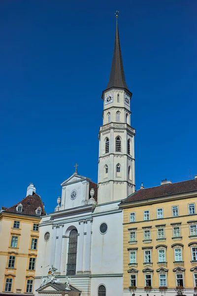 Viena Austria Junio 2023 Torre Iglesia San Miguel Michaelerplatz Centro — Foto de Stock