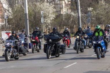 Sofya, Bulgaristan - 25 Mart 2023: Bulgaristan 'ın Sofya kentinde yaz motosiklet sezonunun resmi açılışı