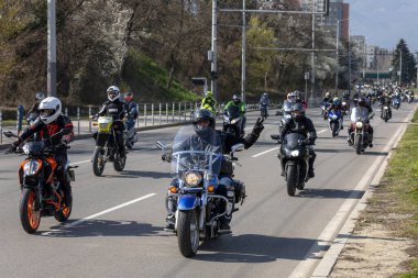 Sofya, Bulgaristan - 25 Mart 2023: Bulgaristan 'ın Sofya kentinde yaz motosiklet sezonunun resmi açılışı