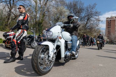 Sofya, Bulgaristan - 25 Mart 2023: Bulgaristan 'ın Sofya kentinde yaz motosiklet sezonunun resmi açılışı