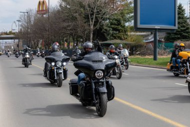 Sofya, Bulgaristan - 25 Mart 2023: Bulgaristan 'ın Sofya kentinde yaz motosiklet sezonunun resmi açılışı