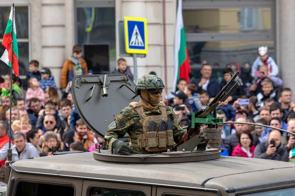ブルガリア ソフィア 2023年5月6日ブルガリアのソフィアで5月6日 聖ゲオルギウス勝利の日 ブルガリア軍の日を祝う軍事パレード 2023年5月6日ブルガリア ソフィア — ストック写真