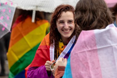 Sofya, Bulgaristan - 17 Haziran 2023: LGBT hakları lezbiyeni, eşcinsel, transeksüel ve biseksüel destekleme amaçlı Sofya Onur etkinliği 16 'ncı kez Sofya' da düzenleniyor.