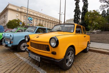 Sofya, Bulgaristan - 17 Eylül 2023: Eski veya Eski Otomobillerin Sonbahar Geçit Töreni, Retro Car Trabant P 601 L