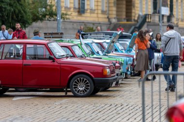 Sofya, Bulgaristan - 17 Eylül 2023: Eski veya Eski Arabaların Sonbahar Geçit Töreni, Retro Car Wartburg 1.3 Limuzin