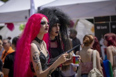 Sofya, Bulgaristan - 22 Haziran 2024: LGBT hakları lezbiyeni, eşcinsel, transeksüel ve biseksüel destekleme amaçlı Sofya Onur etkinliği 17 'nci kez Sofya' da düzenleniyor.