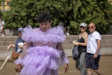 Sofya, Bulgaristan - 22 Haziran 2024: LGBT hakları lezbiyeni, eşcinsel, transeksüel ve biseksüel destekleme amaçlı Sofya Onur etkinliği 17 'nci kez Sofya' da düzenleniyor.