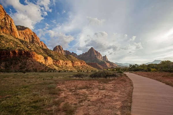 Breath Taking Scenery Easy Accessable Parus Trail Zion National Park — Stock Photo, Image