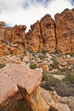 Cederberg Wilderniss bölgesinde Truitjieskraal 'da ilginç kaya oluşumları, Batı Burnu, Güney Afrika