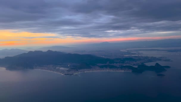 Hermosa Vista Aérea Avión Que Sale Llega Río Janeiro Brasil — Vídeo de stock