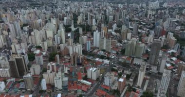 Dünyanın dört bir yanındaki şehirlerin havadan görünüşü. Campinas Şehri, Sao Paulo Eyaleti, Brezilya.