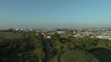Botucatu şehrinin hava manzarası. Vila Emlak Bölgesi. Sao Paulo Eyaleti, Brezilya. 10/08/2024