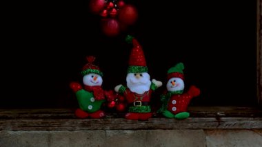 Noel Baba ve Kardan Adam Noel ve Yeni Yıl için birlikte. Noel ve Yeni Yıl konsepti. 11-30-2024