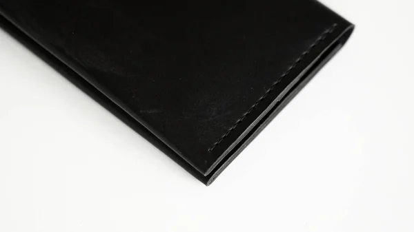 ジッパーとポケットの多くとメンズ黒の空の革財布 レザーアクセサリー — ストック写真