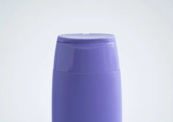 Violet Plastic Bottle Body Care Beauty Products Studio Photography Plastic — 스톡 사진