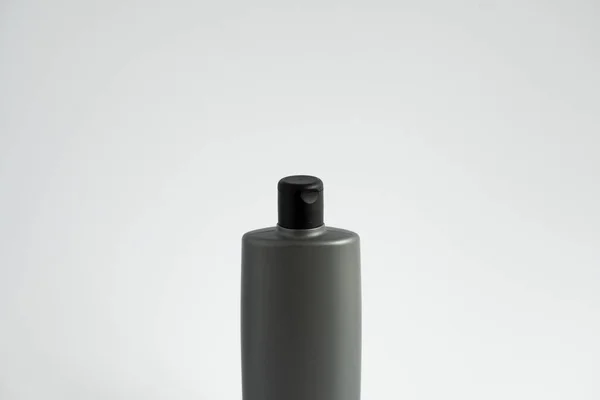 Макет Упаковки Черного Шампуня Вертикальная Пустая Пластиковая Косметическая Упаковка Человека — стоковое фото