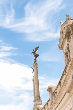 İtalya 'nın Lazio Bölgesi, Roma' daki Victor Emmanuel Ulusal Anıtı 'nın (Altare della Patria) mimari sahneleri. Bölüm II)