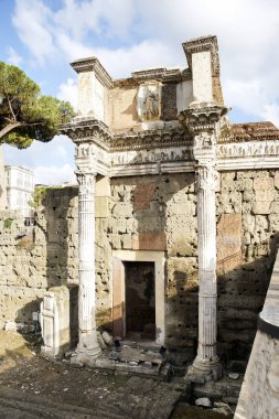 İtalya 'nın Lazio ilindeki Nerva Forumu' nun (Foro di Nerva) panoramik manzaraları.