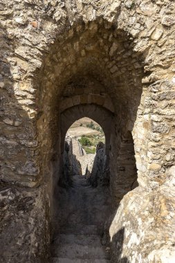 İtalya 'nın Sicilya kentindeki Sperlinga Kalesi' nin (Castello di Sperlinga) mimari görüşleri. Bölüm II)