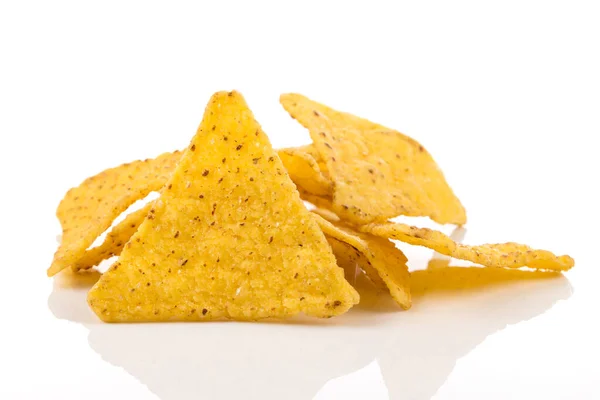 Gezouten Maïs Snack Nachos Chips Geïsoleerd Wit Rechtenvrije Stockfoto's