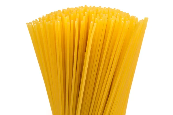 Ongekookte Pasta Spaghetti Macaroni Geïsoleerd Witte Achtergrond — Stockfoto