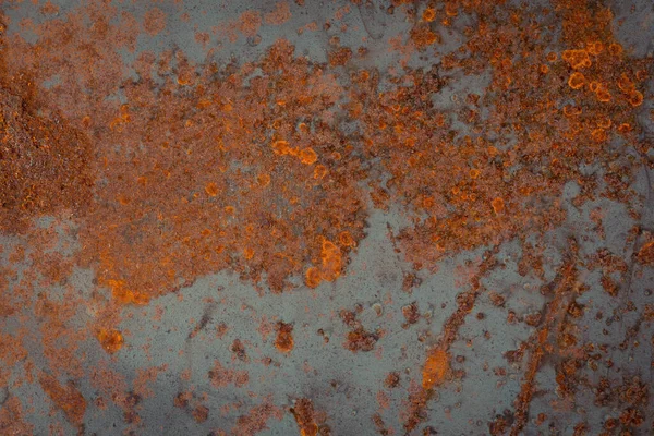 老生锈的金属板的纹理裂缝 — 图库照片