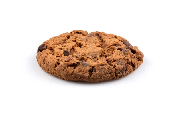 白い背景に隔離されたチョコレートチップクッキー — ストック写真