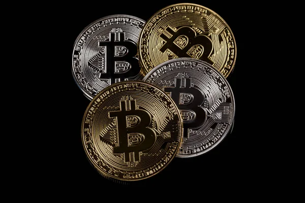 Fysisk Version Bitcoin Mønt Aka Virtuelle Penge Cryptocurrency Digital Betaling - Stock-foto