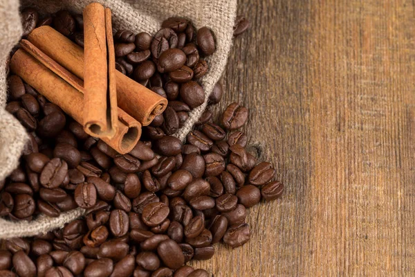 Cinnamon Sticks Coffee Hessian Canvas Wooden Background — Stock Photo, Image