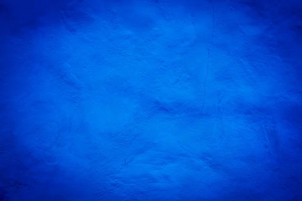 Синий Фактурный Фон Ярким Центральным Прожектором — стоковое фото