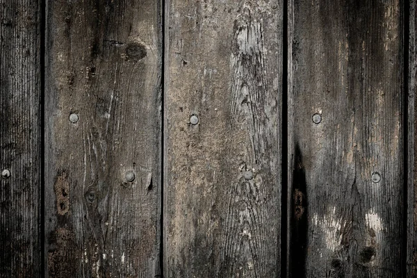 天気の良い木や錆びた釘で完全に照らされた木製の背景 — ストック写真