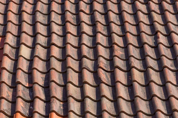 Красная Черепица Крыше Дома Здания — стоковое фото