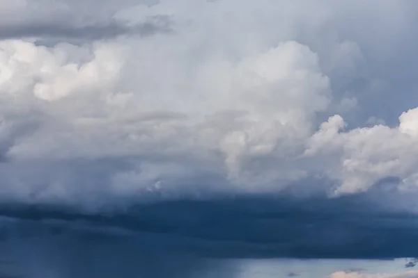 Nuvens Escuras Tempestade Pouco Antes Chuva — Fotografia de Stock