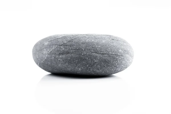 Pedra Zen Isolado Sobre Fundo Branco Com Reflexão — Fotografia de Stock